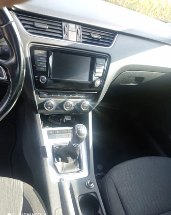 Skoda Octavia cena 36000 przebieg: 140000, rok produkcji 2017 z Kałuszyn małe 46